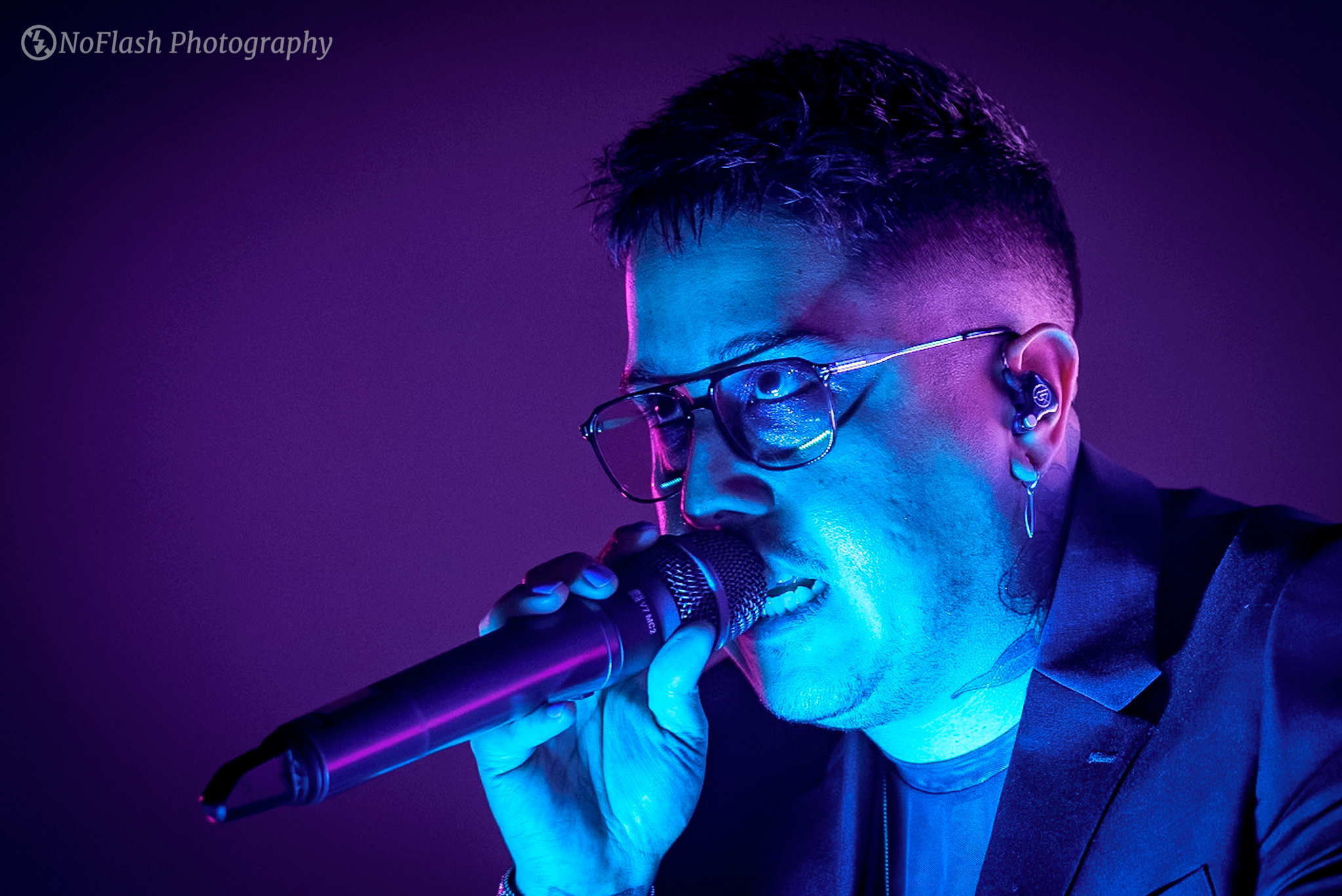 Dayseeker illuminated Stage AE with their Dark Sun Protocol tour