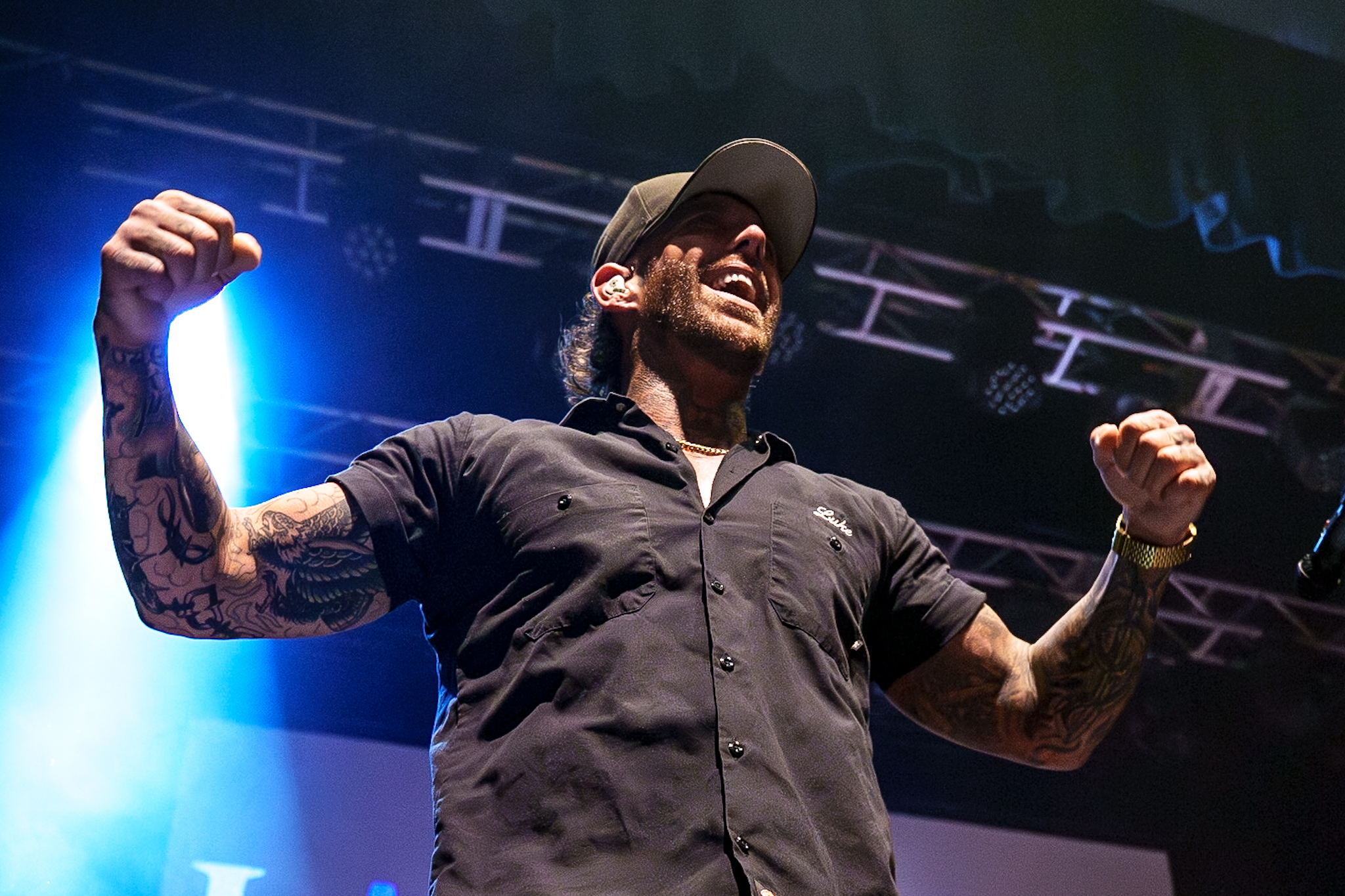 A good ol’ hometown throwdown with Lakeview at the Roxian