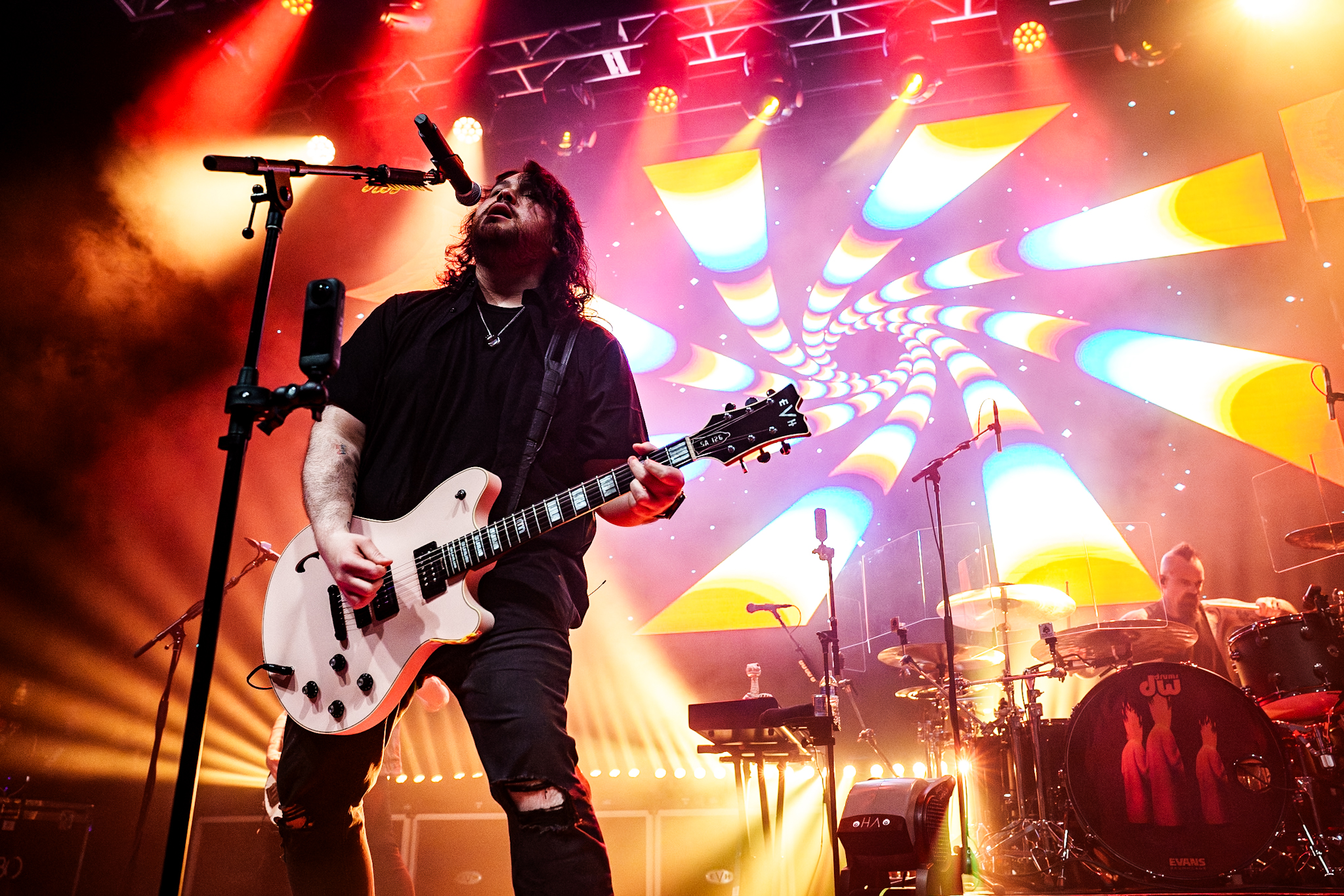 Mammoth rocked the Roxian all night long